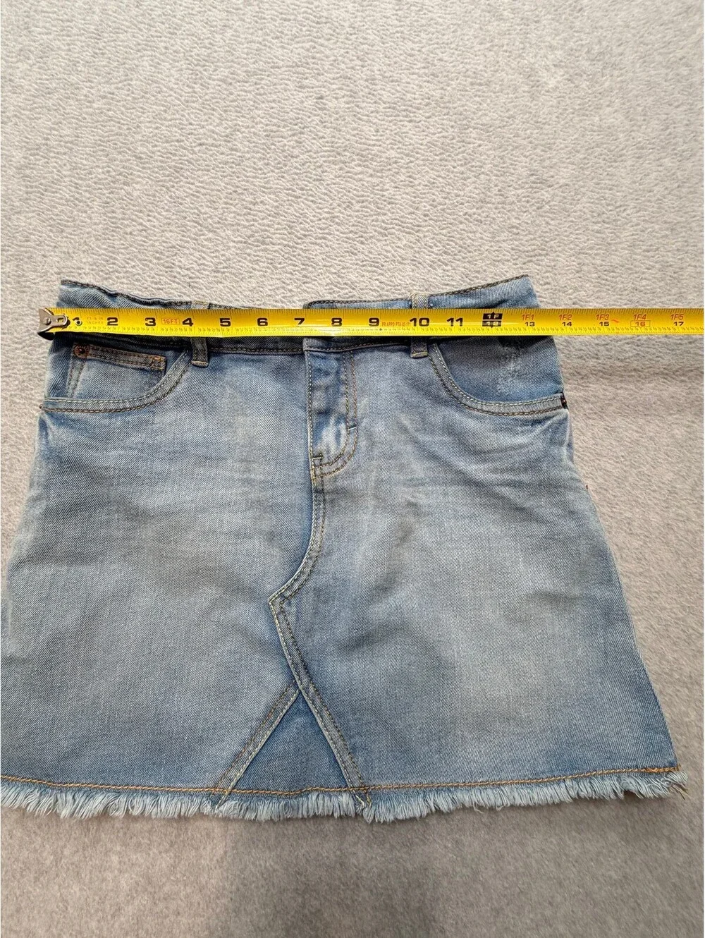 Lucky Brand Girls Denim Skirt 12 Light Wash Blue Frayed Hem Adjustable Waist